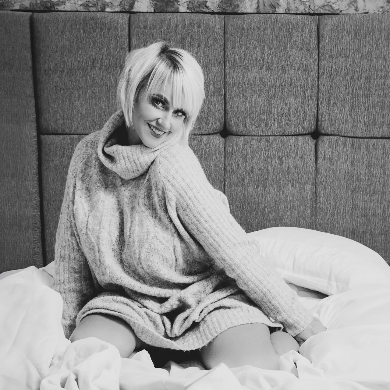 Luxury boudoir portrait by Elland-Vee in Warminster, Wiltshire